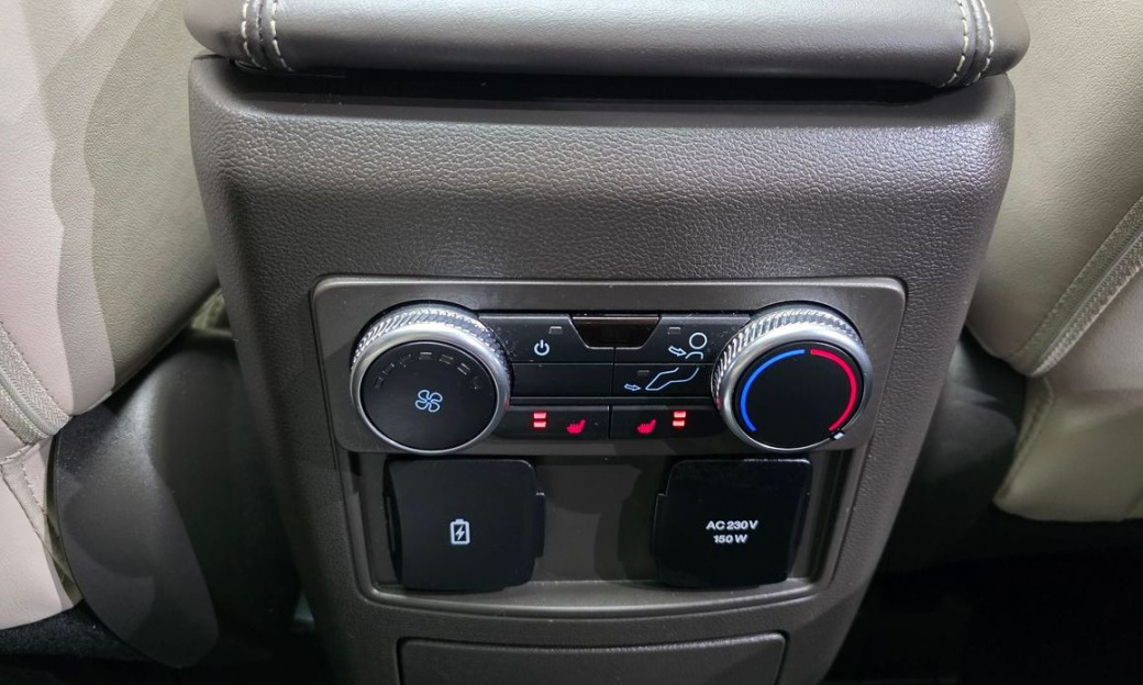 Ford Explorer 3.0 Platinum 4WD, 2022