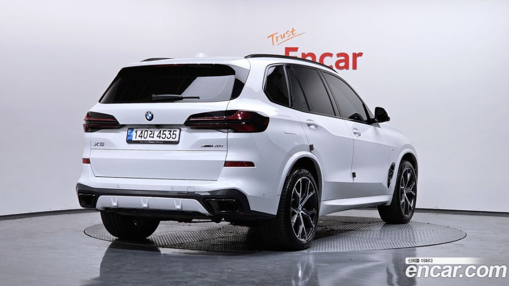 BMW X5 xDrive 40i M Sport, 2024