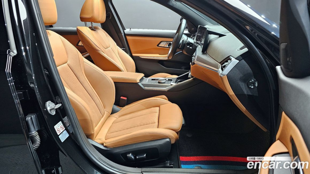 BMW 3-Series 320i M Sport, 2023