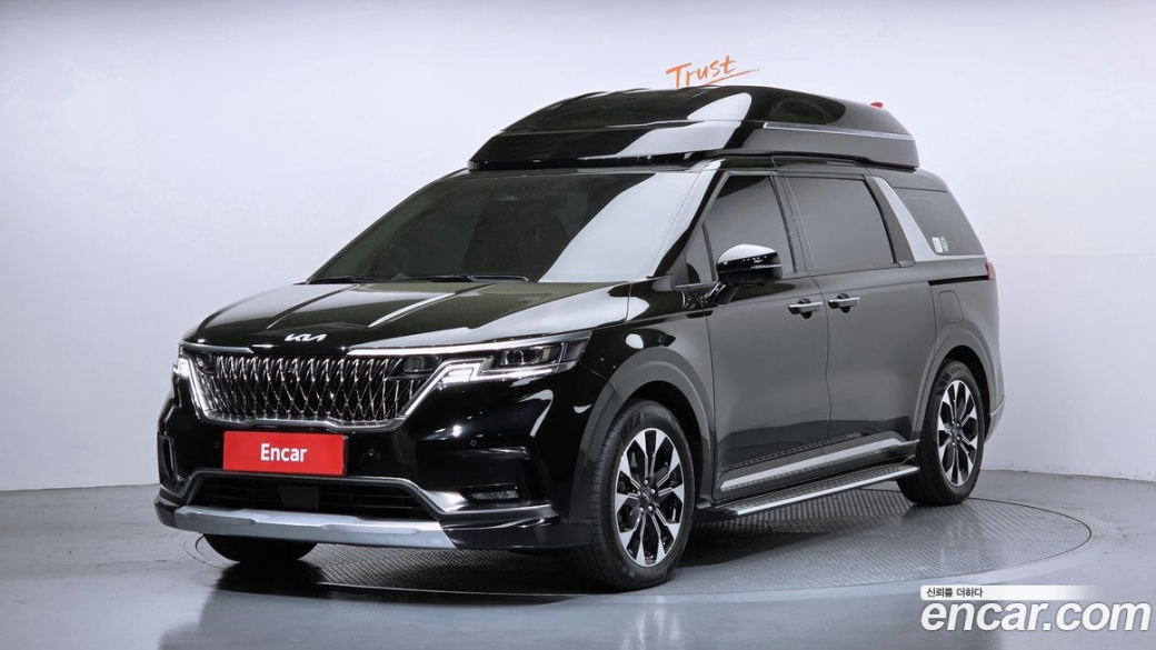 Kia Carnival 7-Seater Hi-Limousine, 2023