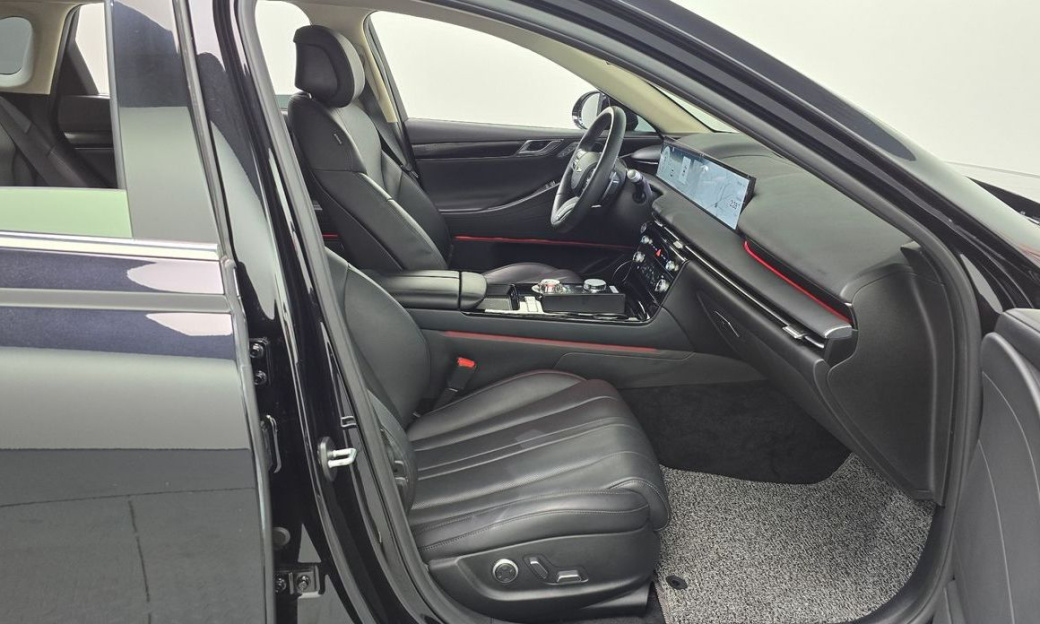 Genesis G80 Gasoline 2.5 Turbo 2WD, 2025