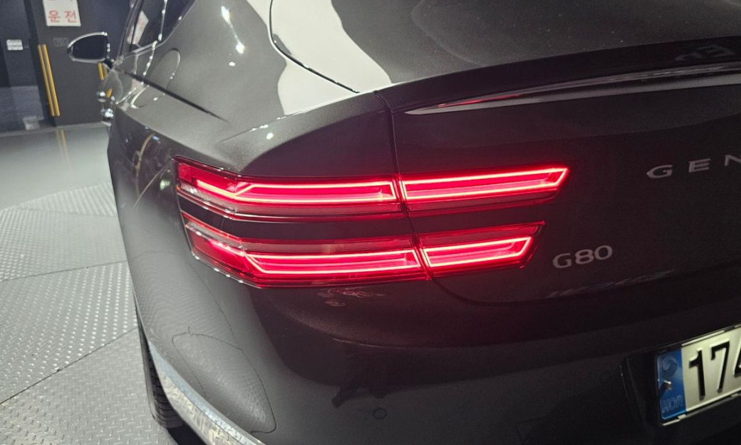 Genesis G80 Gasoline 2.5 Turbo 2WD, 2024