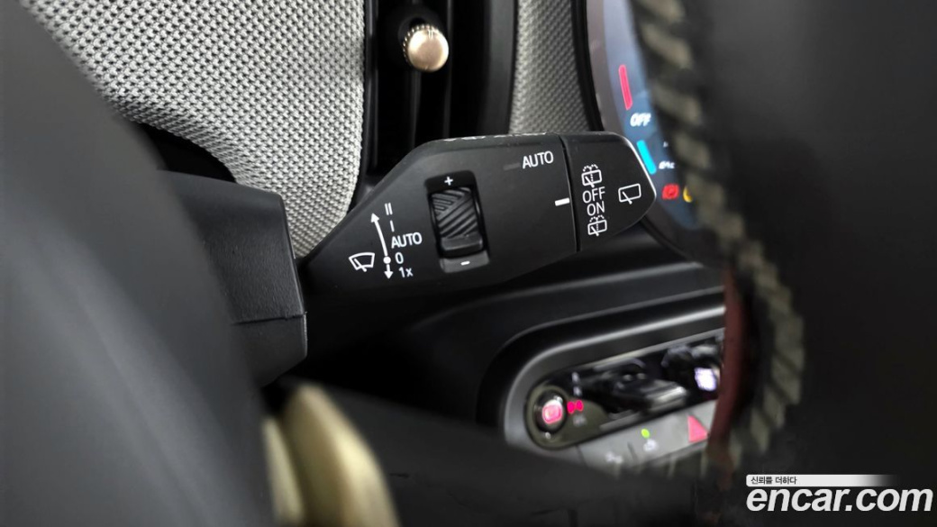 Mini Cooper Favoured, 2025