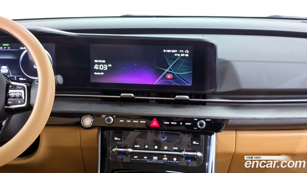 Kia Carnival 7-Seater Signature, 2023