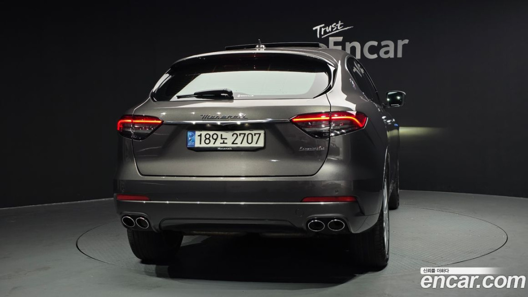 Maserati Levante 2.0 GT AWD, 2022