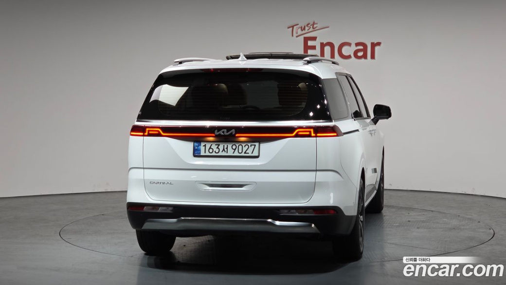 Kia Carnival 9-Seater Signature, 2023
