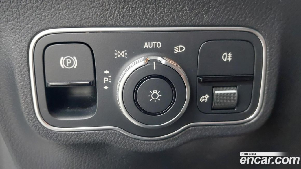 Mercedes-Benz GLA-Class GLA250 4MATIC, 2023