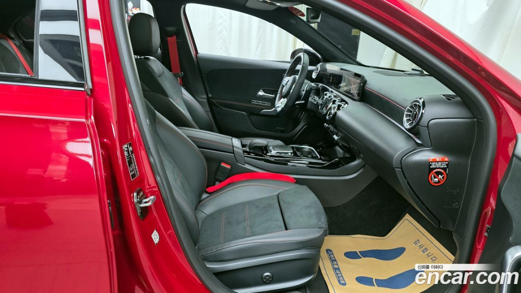 Mercedes-Benz A-Class AMG A35 4MATIC Sedan, 2023