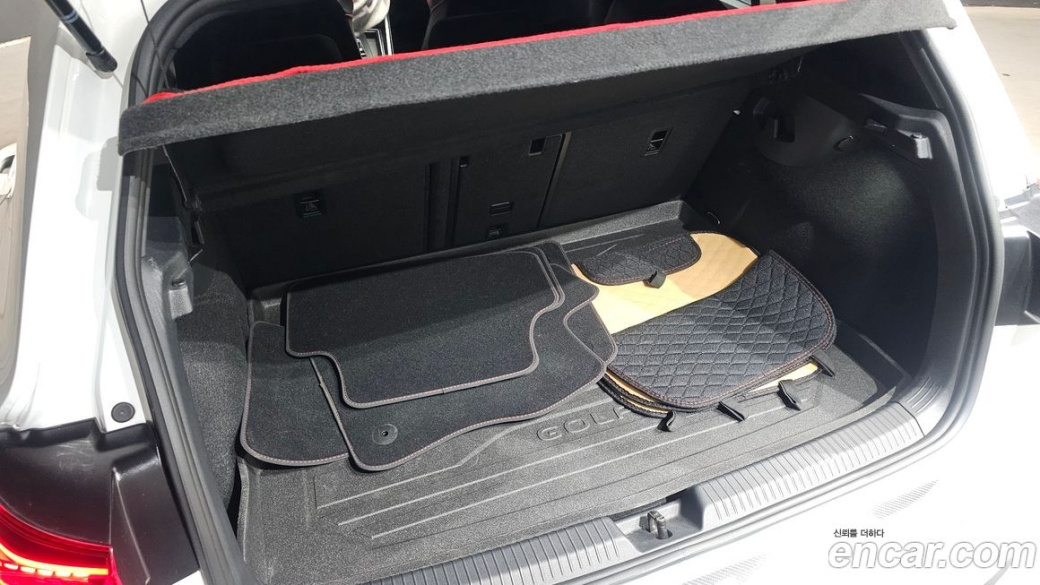 Volkswagen Golf 2.0 GTI, 2023