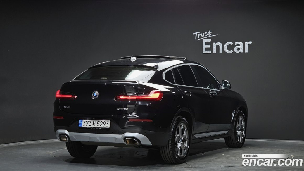BMW X4 xDrive20i xLine, 2022