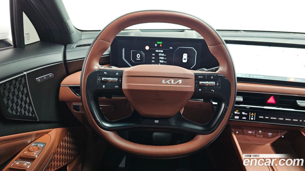 Kia K8 2.5 Gasoline 2WD, 2025