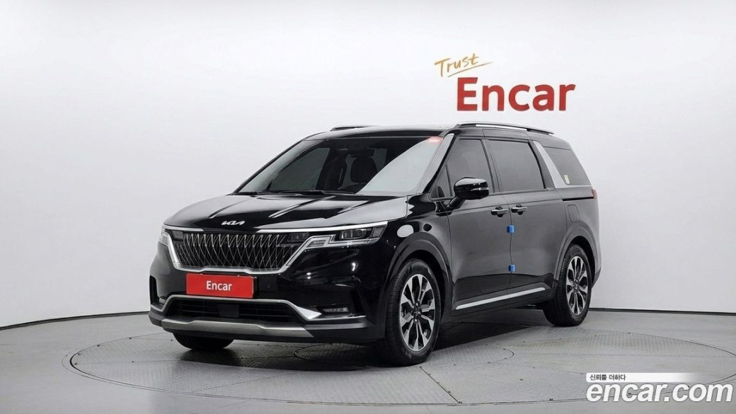 Kia Carnival 9-Seater Signature, 2023