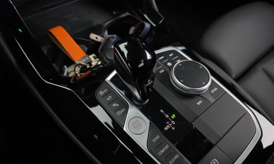 BMW X4 xDrive20i xLine, 2025