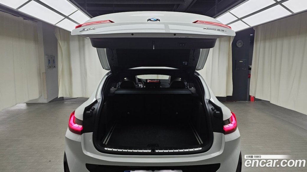BMW X4 xDrive20i M Sport, 2024