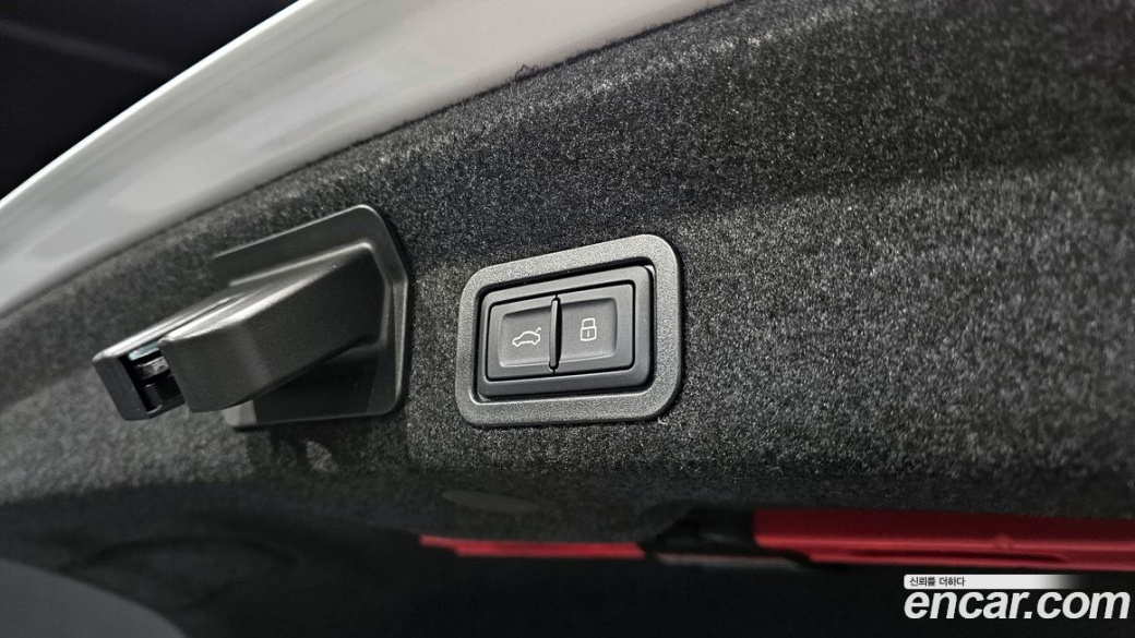 Audi A6 45 TFSI Quattro Premium, 2023