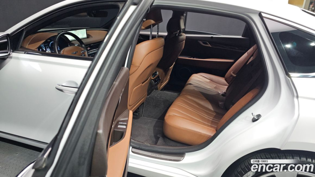 Genesis G80 Gasoline 2.5 Turbo AWD, 2023