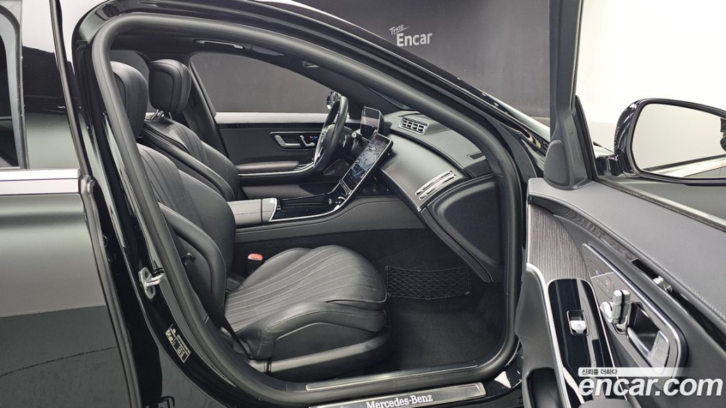 Mercedes-Benz S-Class S350 d, 2023