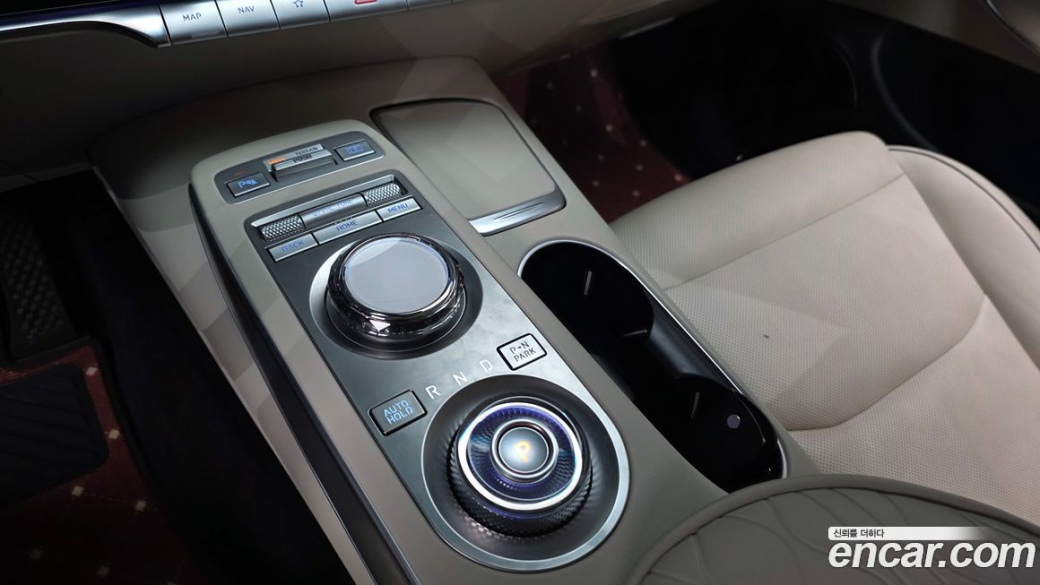 Genesis GV70 2.5T Gasoline AWD, 2022