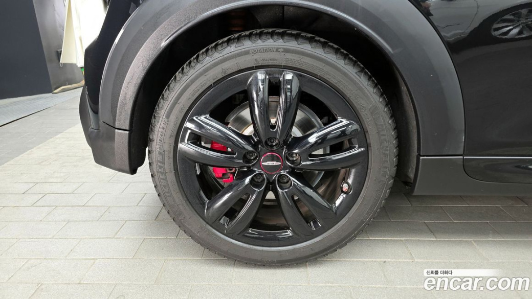 Mini Cooper Convertible JCW, 2023