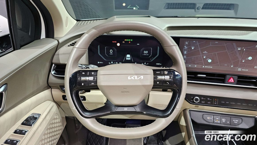 Kia Carnival 7-Seater Noblesse, 2025