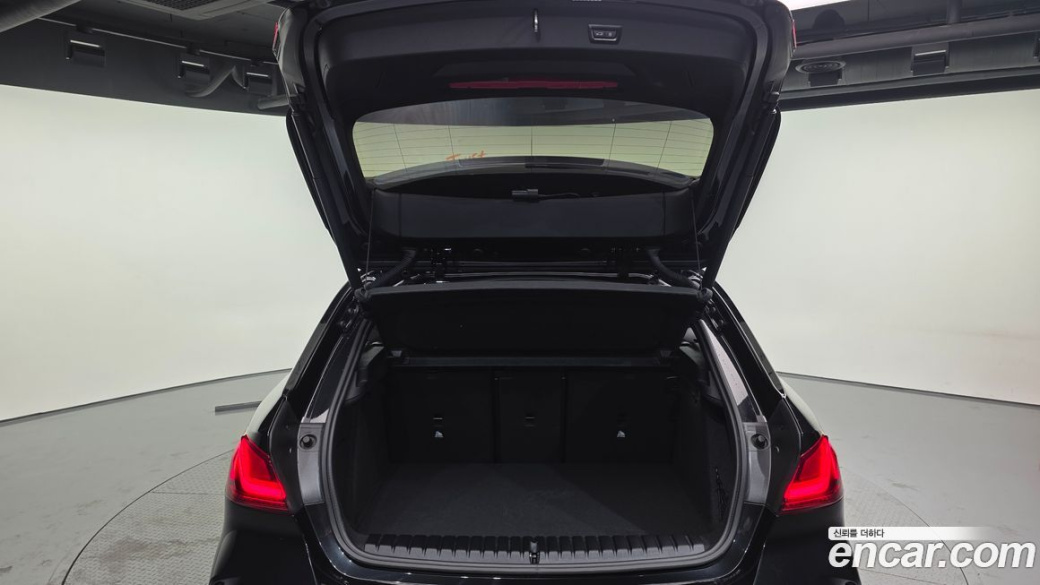 BMW 1-Series 120i M Sports, 2024