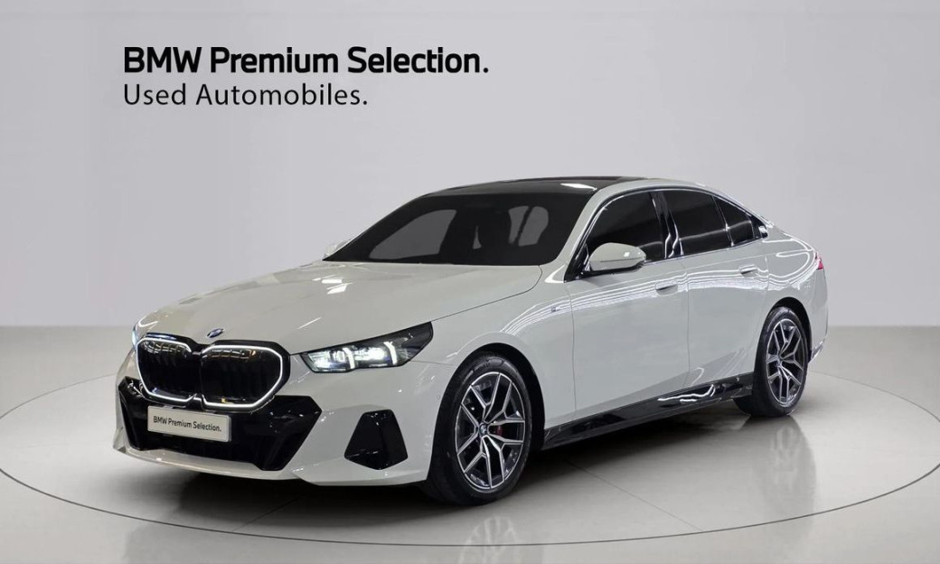 BMW 5-Series 520i Special Edition, 2025