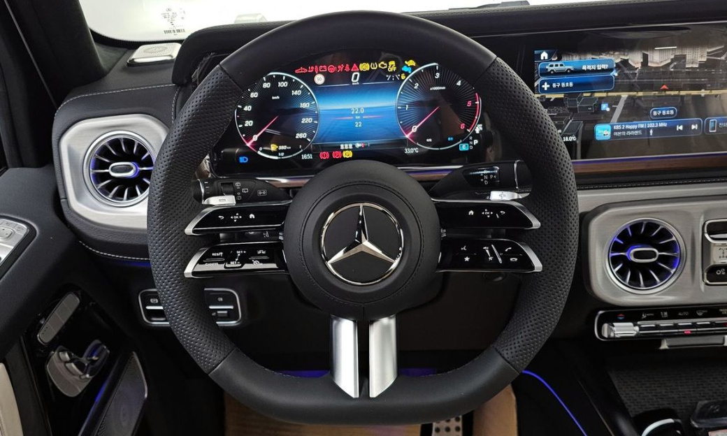 Mercedes-Benz G-Class G450d, 2026