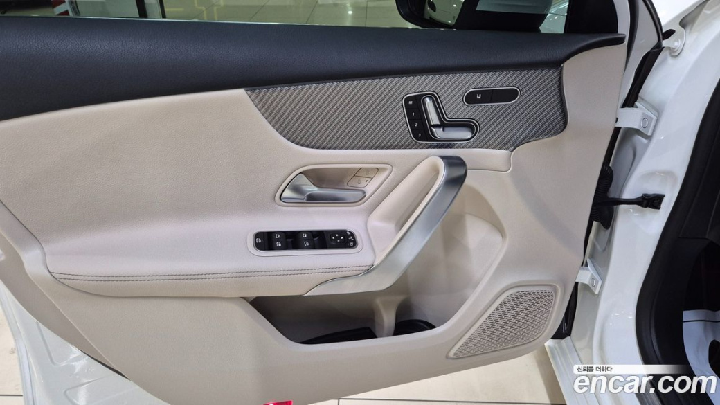 Mercedes-Benz A-Class A220 Hatchback, 2025