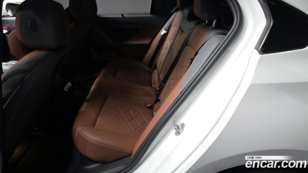 BMW 5-Series 530i xDrive M Sport, 2024