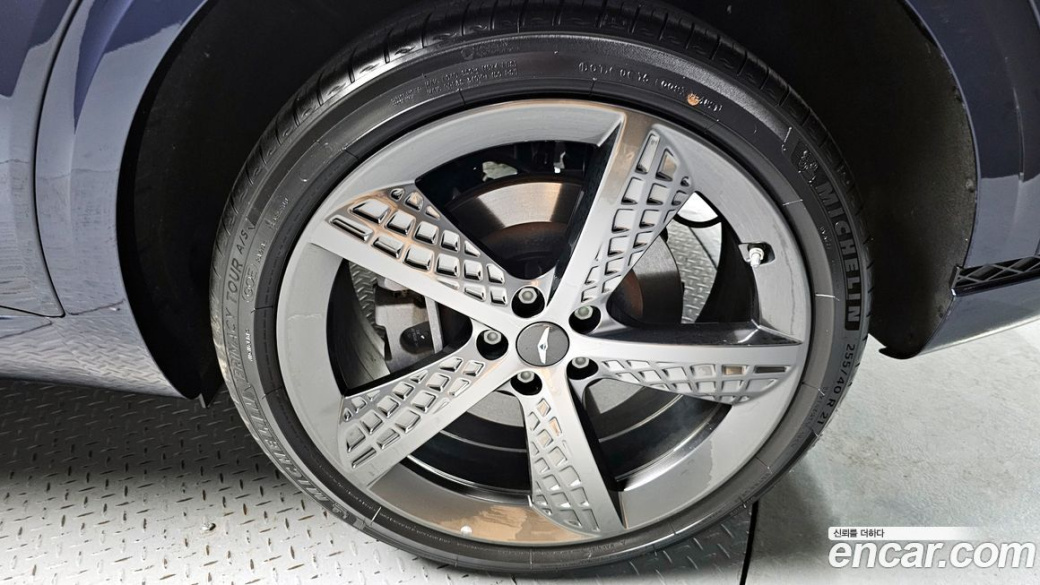 Genesis GV70 2.5T Gasoline AWD, 2022