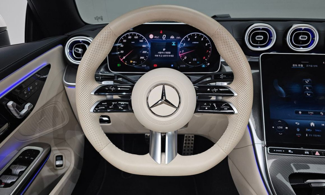 Mercedes-Benz CLE-Class CLE200 Cabriolet, 2025