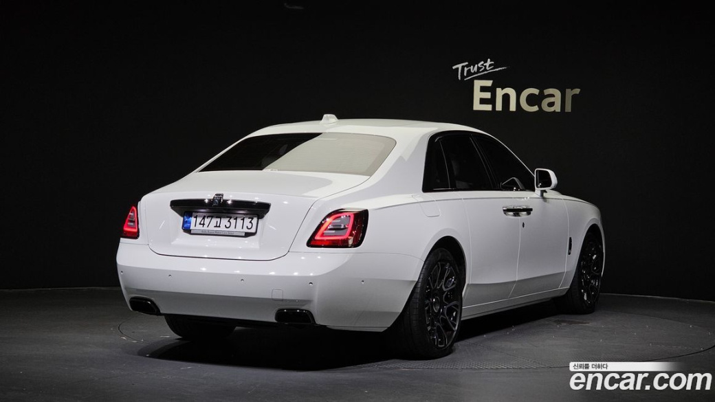 Rolls-Royce Ghost 6.7 V12 Black Badge, 2023