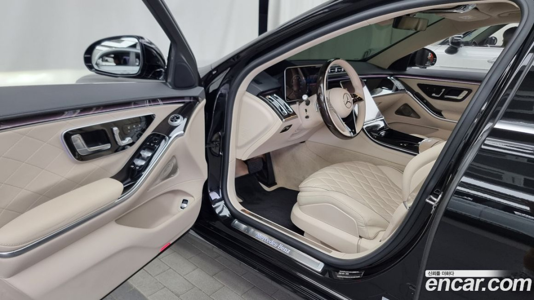 Mercedes-Benz S-Class S580L 4MATIC, 2022