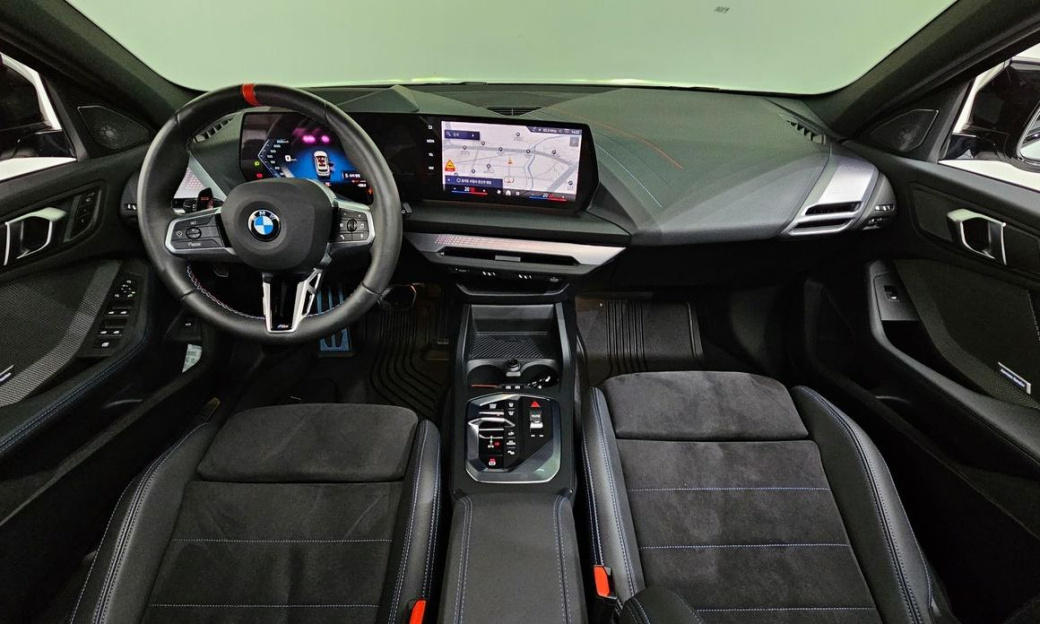 BMW 1-Series M135 xDrive, 2025