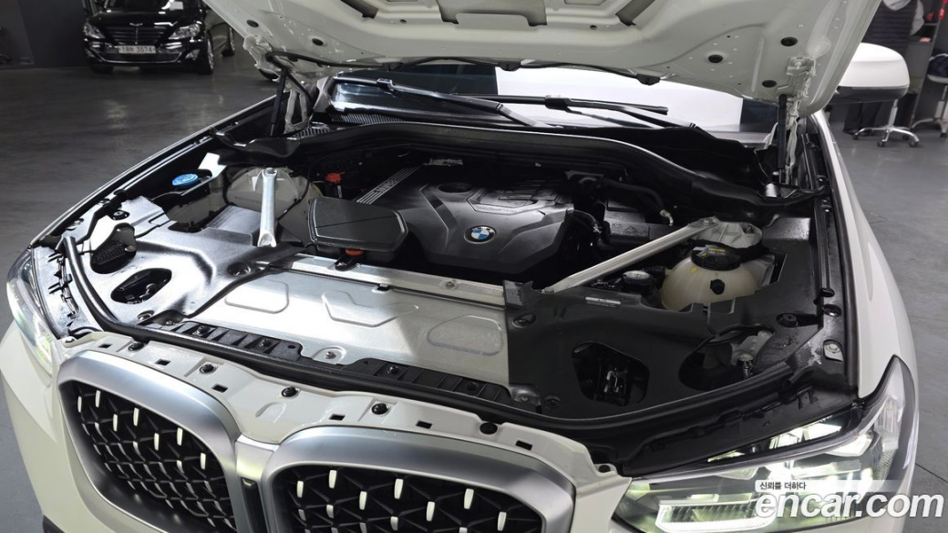 BMW X4 xDrive20i xLine, 2023