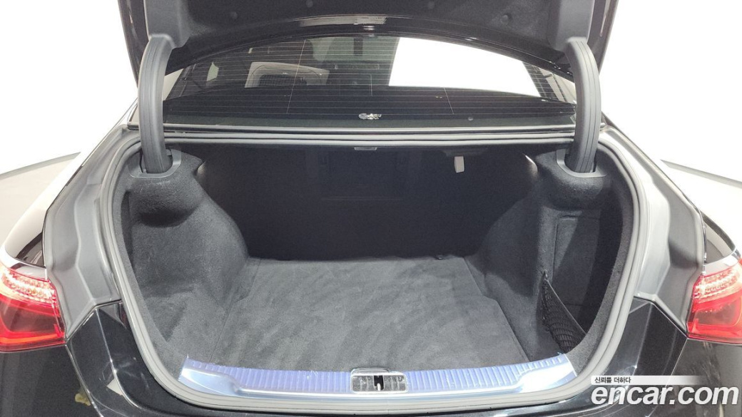 Mercedes-Benz S-Class S450L 4MATIC, 2023