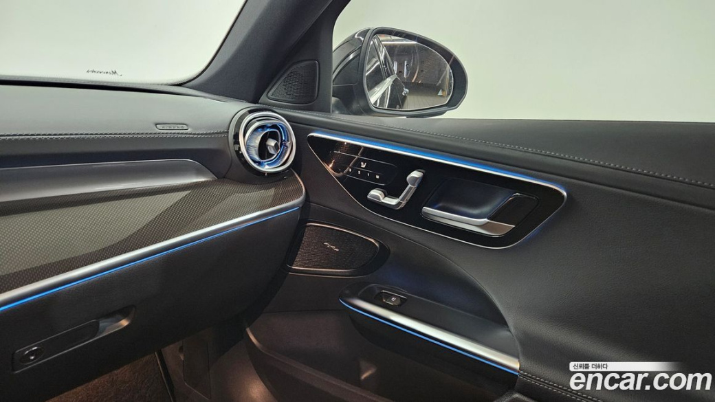 Mercedes-Benz C-Class C300 4MATIC AMG Line, 2023
