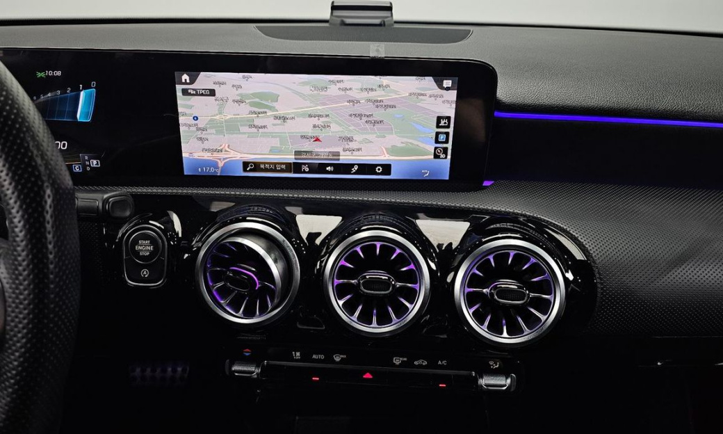 Mercedes-Benz A-Class AMG A35 4MATIC Sedan, 2022