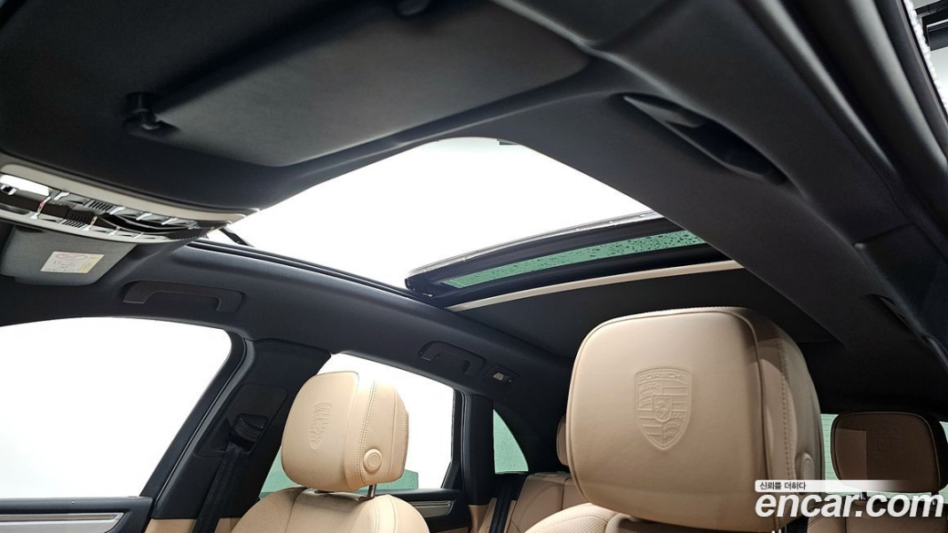 Porsche Macan 2.9 S, 2022