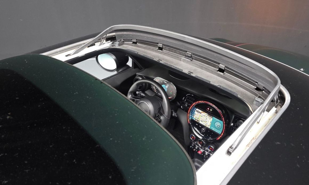 Mini Cooper JCW, 2022