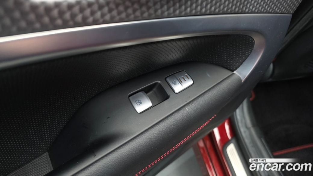 Genesis G70 Gasoline 2.0T 2WD, 2023