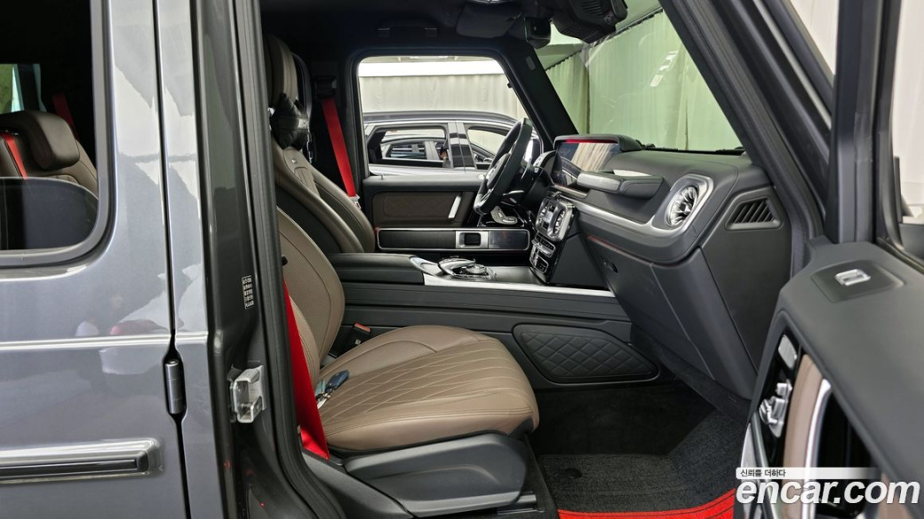 Mercedes-Benz G-Class AMG G63 Manufaktur, 2024