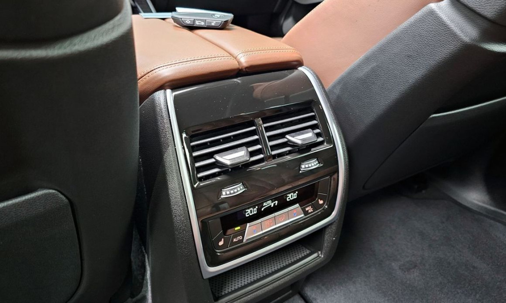 BMW X5 xDrive 30d M Sport, 2025