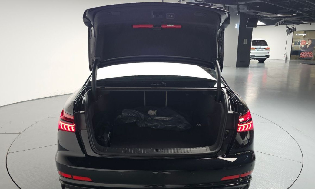 Audi A6 40 TDI Premium, 2025