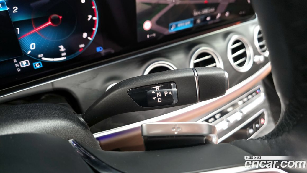 Mercedes-Benz E-Class E250 AMG Line, 2023