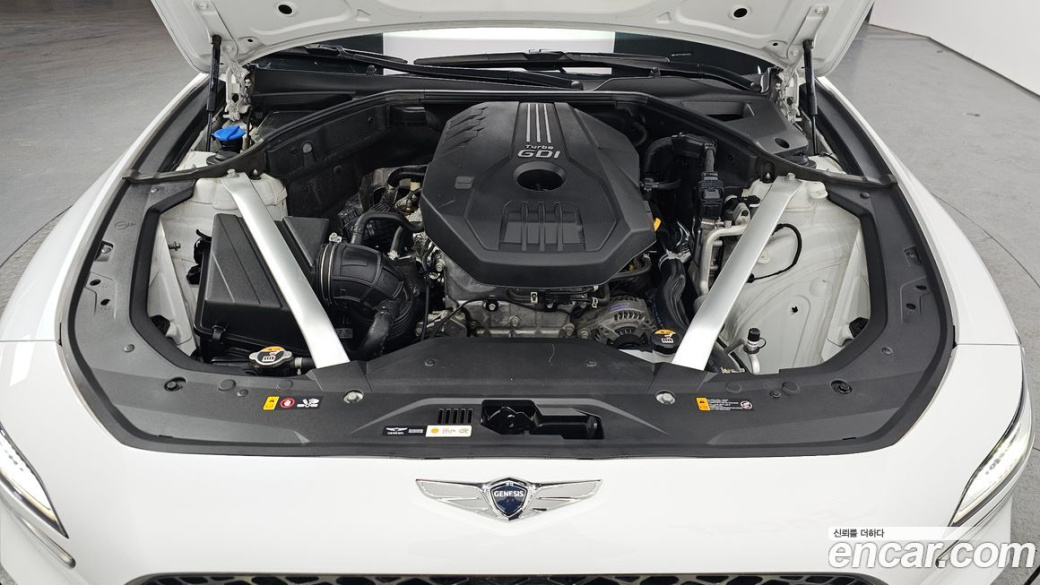Genesis G70 Gasoline 2.0T 4WD, 2022