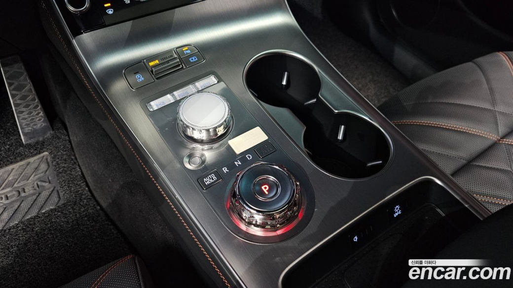 Genesis GV70 2.5T Gasoline AWD, 2025