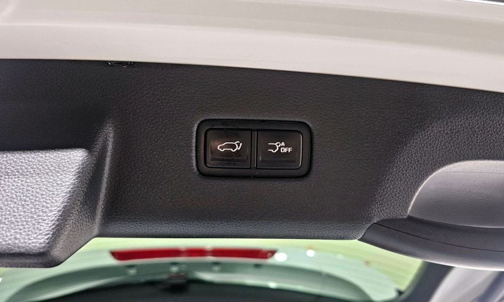 Kia Carnival 9-Seater Noblesse, 2022
