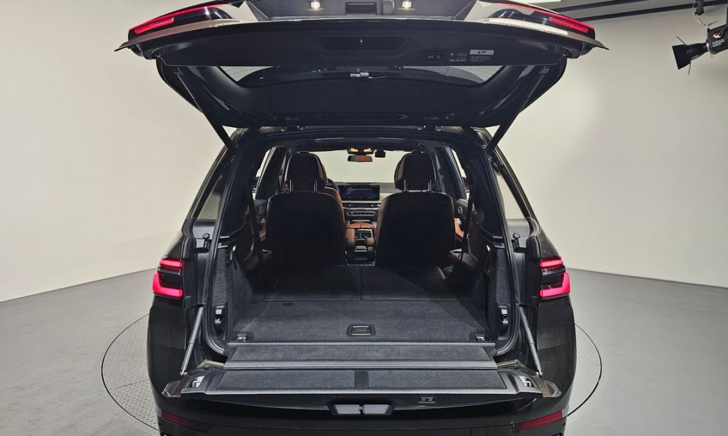 BMW X7 xDrive 40i Design Pure Excellence 6-Seater, 2023