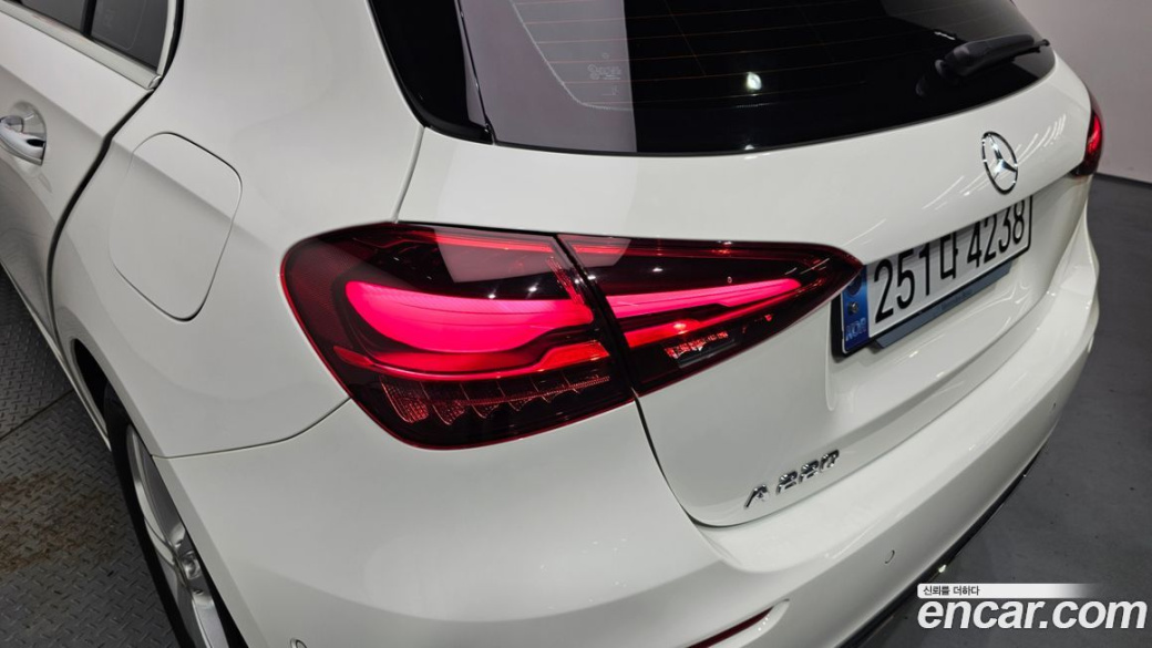 Mercedes-Benz A-Class A220 Hatchback, 2025